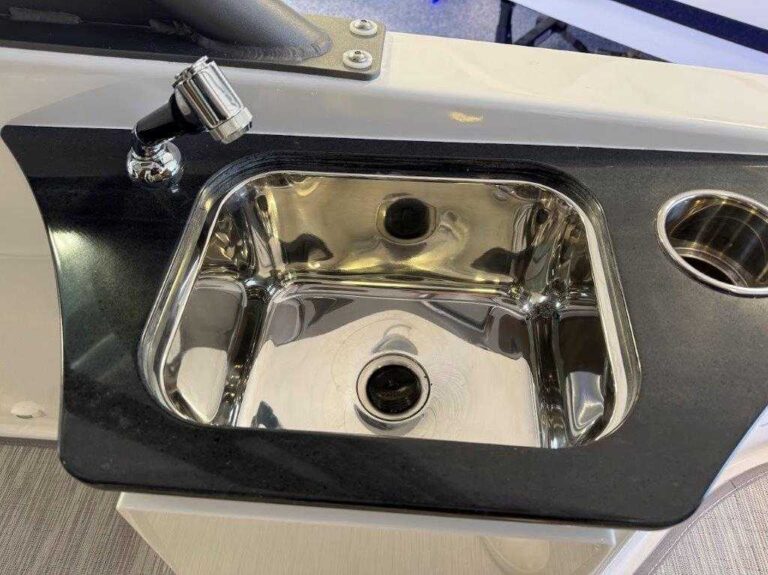 2026 Monterey Elite 25 OB US-RGFEF116J526 [photo 37]